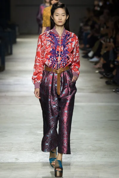 Look 26